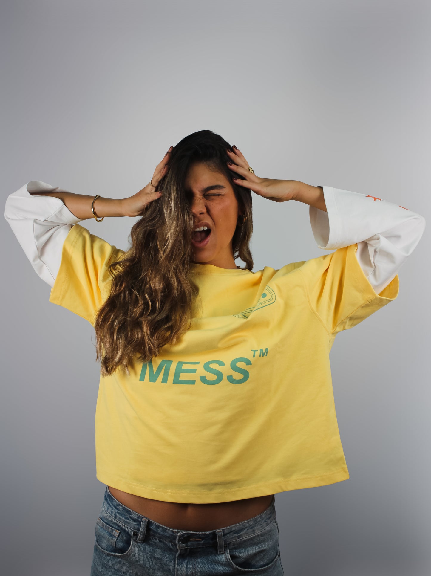 MESSY - TEE