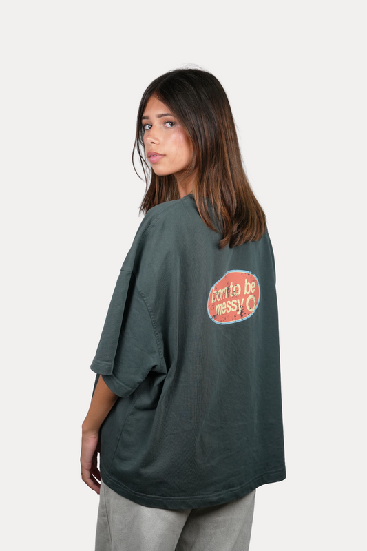 BORN MESSY TEE